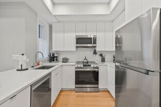 418 D St SE in Washington, DC - Building Photo - Building Photo