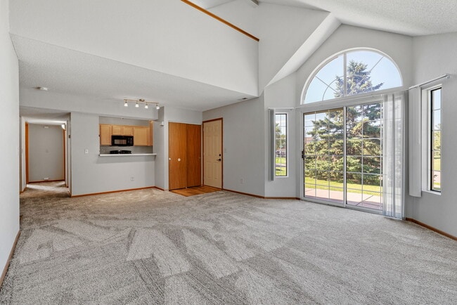 Bass Lake Hills Townhomes