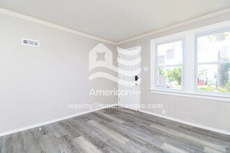 6549 Corbitt Ave in University City, MO - Building Photo - Building Photo
