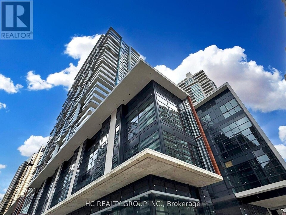 4955-4955 Yonge St in Toronto, ON - Building Photo