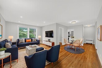 100 Cedar St in Dobbs Ferry, NY - Building Photo - Building Photo