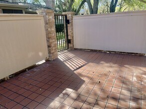 2711 Grants Lake Blvd in Sugar Land, TX - Building Photo - Building Photo