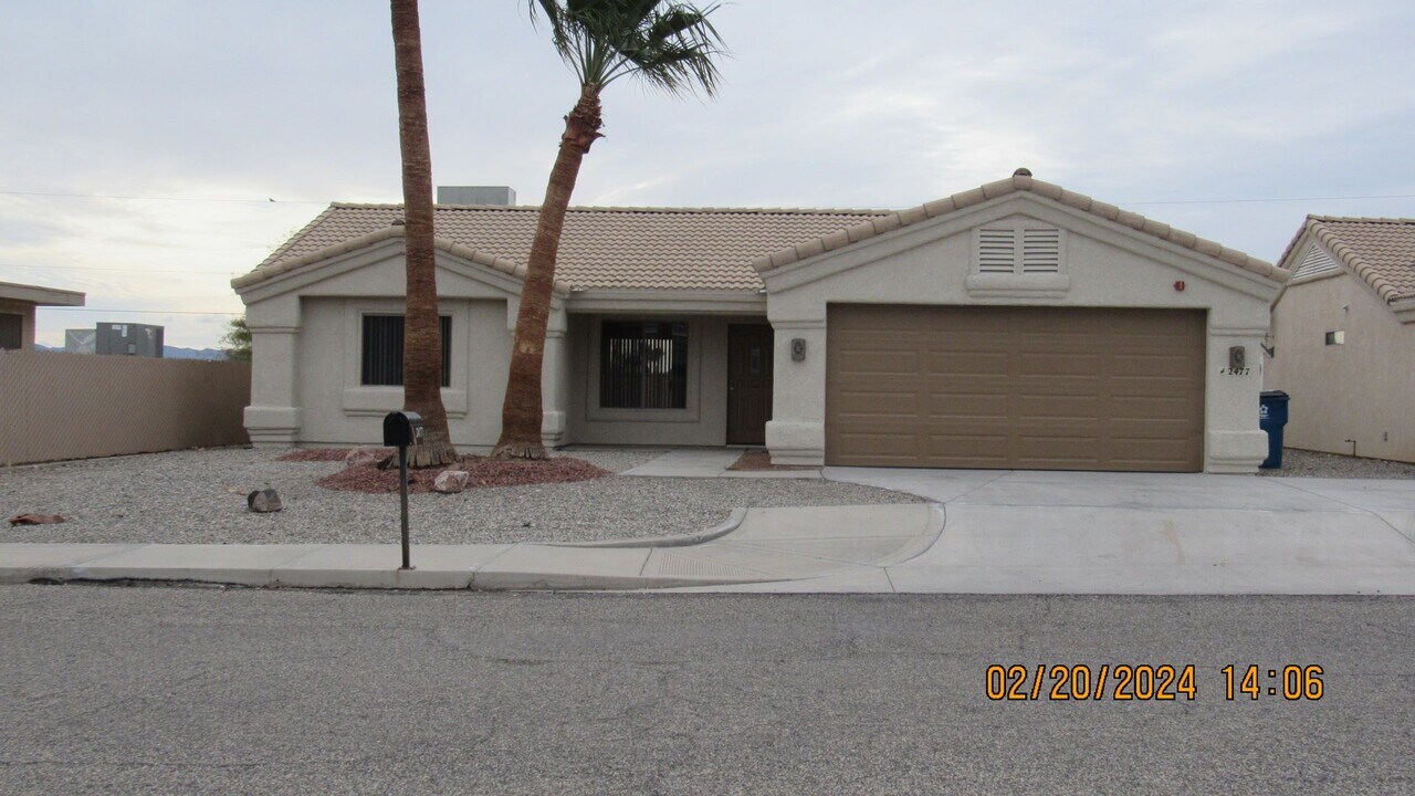 2477 Constellation Dr in Lake Havasu City, AZ - Building Photo