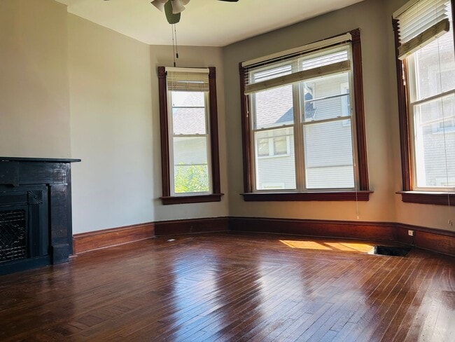property at 431 W 16th St