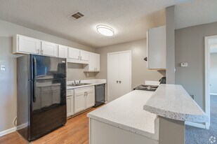 The Waverly Apartments in Horn Lake, MS - Building Photo