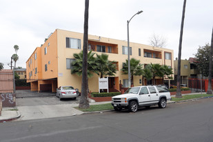 940 Magnolia Ave Apartments