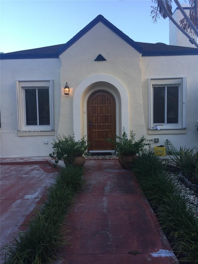 property at 1662 SW 12th St