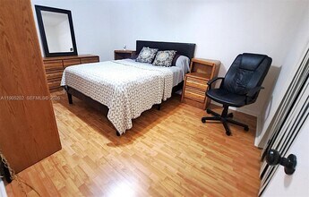 11532 NW 10th St in Pembroke Pines, FL - Building Photo - Building Photo