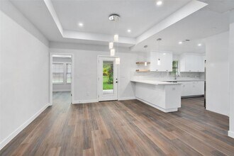 4904 Russet Hill Dr in Austin, TX - Building Photo - Building Photo