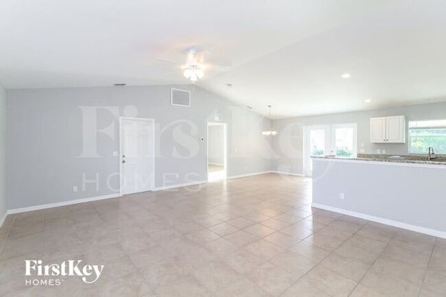 9103 Anita Ave in Englewood, FL - Building Photo - Building Photo