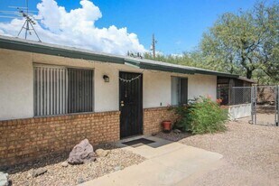 4130 N Fremont Ave, Unit APT.A