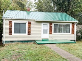 4029 Ivy Ave in Knoxville, TN - Building Photo