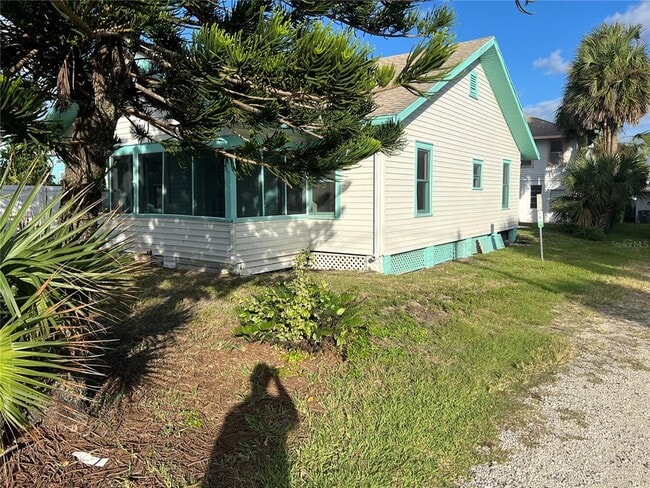 711 Davis St in Daytona Beach, FL - Building Photo - Building Photo