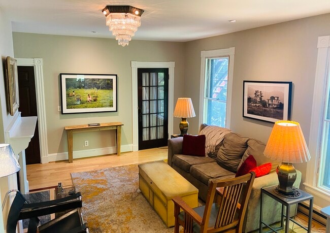 17 Storer St, Unit #4