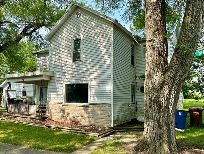 property at 314 N Marion St
