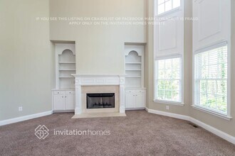 3864 Lost Oak Dr NE in Buford, GA - Building Photo - Building Photo