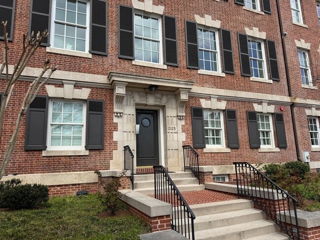 property at 2125 S St NW