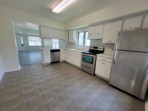 412 Starr Ave in Eau Claire, WI - Building Photo - Building Photo