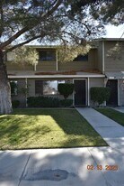 203 E Upjohn Ave in Ridgecrest, CA - Building Photo