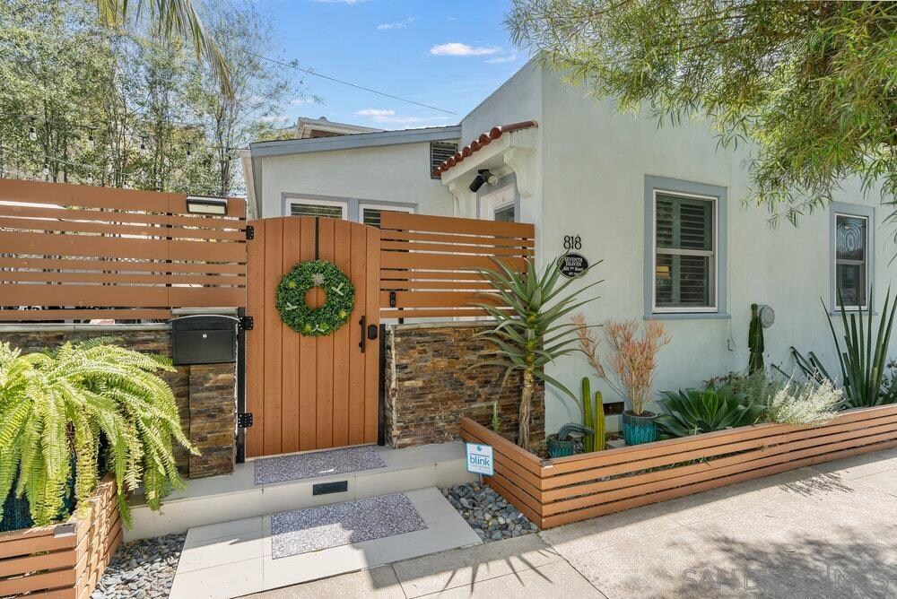 818 7th St in Coronado, CA - Building Photo
