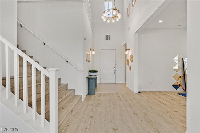 10112 Pleasant Knoll Ave in Las Vegas, NV - Building Photo - Building Photo