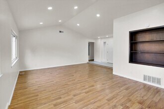 8254 Mediterranean Way in Sacramento, CA - Building Photo - Building Photo