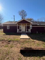 621 Milligan St in Newberry, SC - Building Photo
