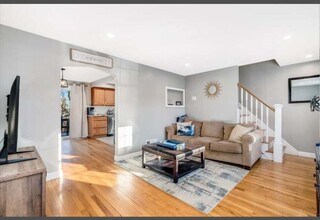 90 Harold St in Manchester, NH - Building Photo - Building Photo