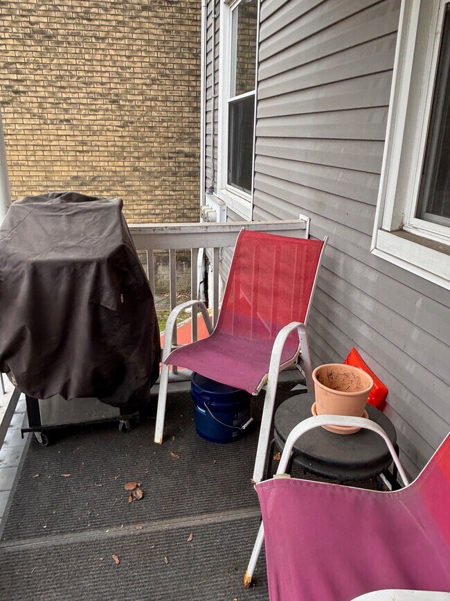 127 2nd St, Unit 1st floor in Aspinwall, PA - Building Photo - Building Photo