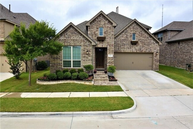 property at 4712 El Paso St