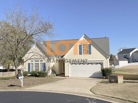 106 Wilder Ct in Greer, SC - Building Photo