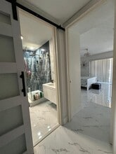 4557 Luxemburg Ct in Greenacres, FL - Foto de edificio - Building Photo