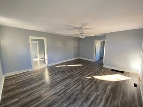 1134 S Haden St in Independence, MO - Building Photo - Building Photo