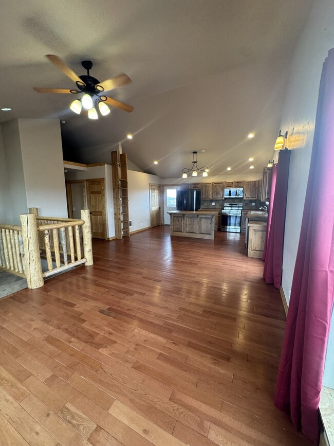 25 Neosha Trail in Pinedale, WY - Building Photo - Building Photo