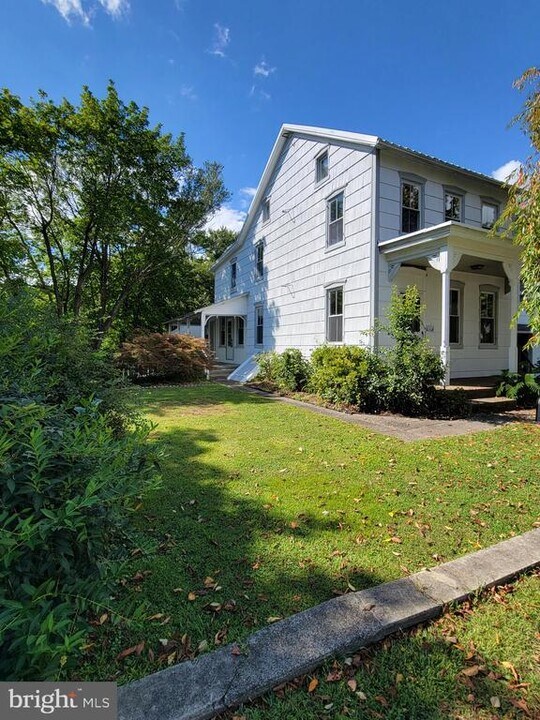 40 Star Rd in Hereford, PA - Building Photo