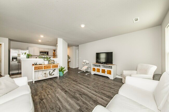 53 Dunnaway Dr in Austin, AR - Building Photo - Building Photo