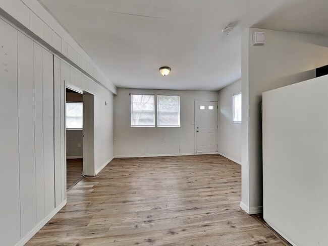 307 S Montgomery Ave in DeLand, FL - Building Photo - Building Photo