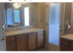 1527 Orange St in Lemoore, CA - Building Photo - Building Photo