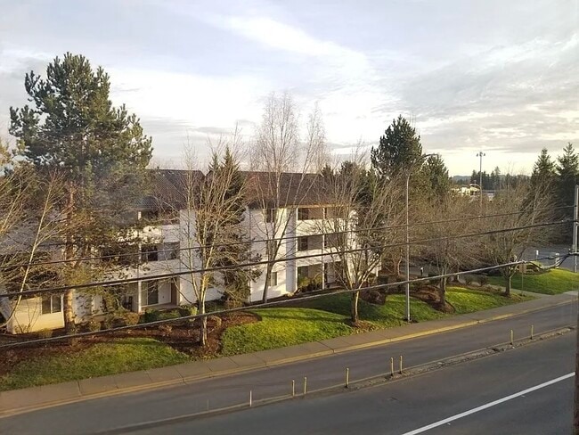 16715 SW Baseline Rd in Beaverton, OR - Building Photo - Building Photo