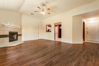 12300 NW 4th St in Yukon, OK - Building Photo - Building Photo