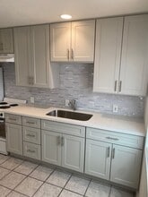 2538 Valley St in Las Vegas, NV - Building Photo - Building Photo