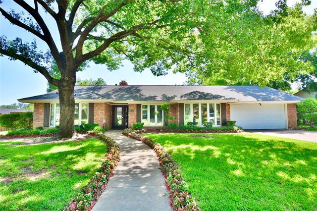 property at 3925 Georgian Dr