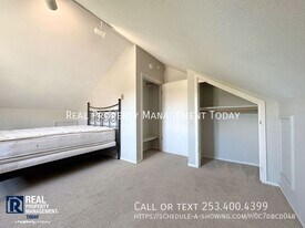 921 N Alder St in Tacoma, WA - Building Photo