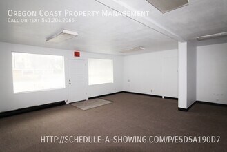 1800 SE Hwy 101 in Lincoln City, OR - Building Photo - Building Photo