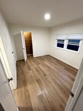 724 Crestmoore Pl in Los Angeles, CA - Building Photo - Building Photo