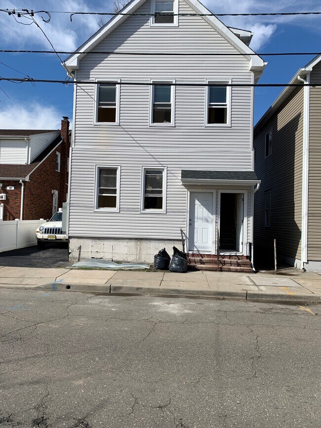 51 Scudder St Rentals in Garfield, NJ