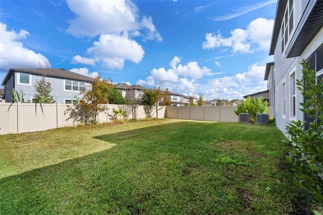 33251 Sycamore Leaf Dr in Wesley Chapel, FL - Building Photo - Building Photo