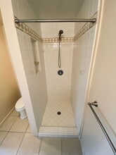 1525 Chapala St in Santa Barbara, CA - Building Photo - Building Photo