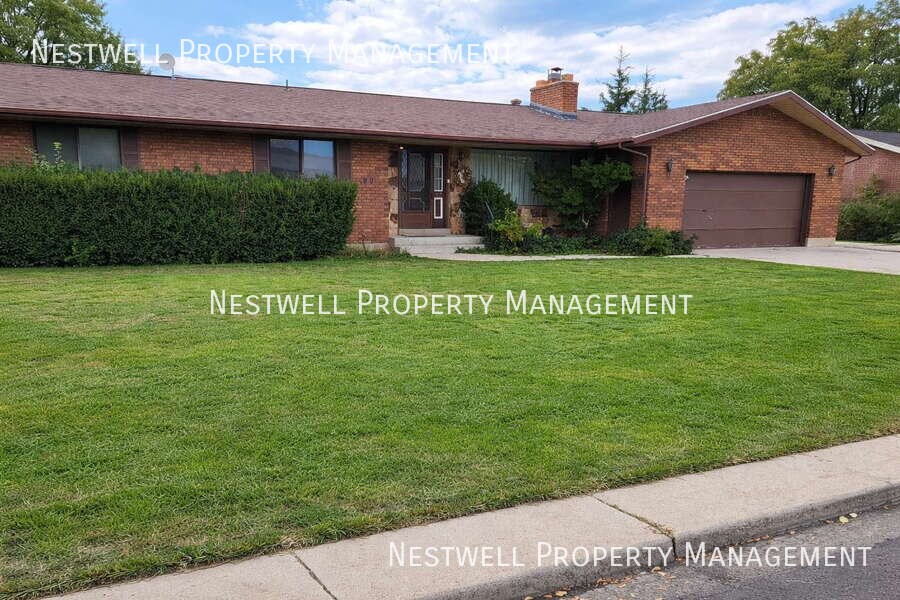 893 W 1500 N St in Orem, UT - Building Photo