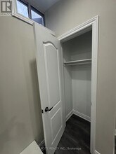 18 Elverton Cres in Brampton, ON - Building Photo - Building Photo